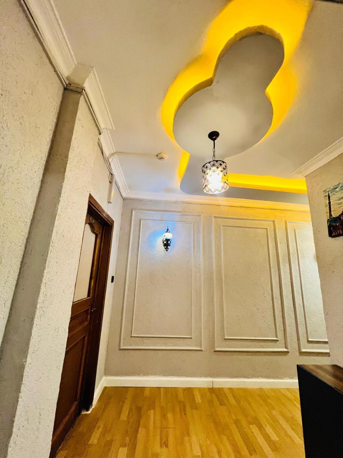 Pembe Koesk Old Center Hotel 3*
