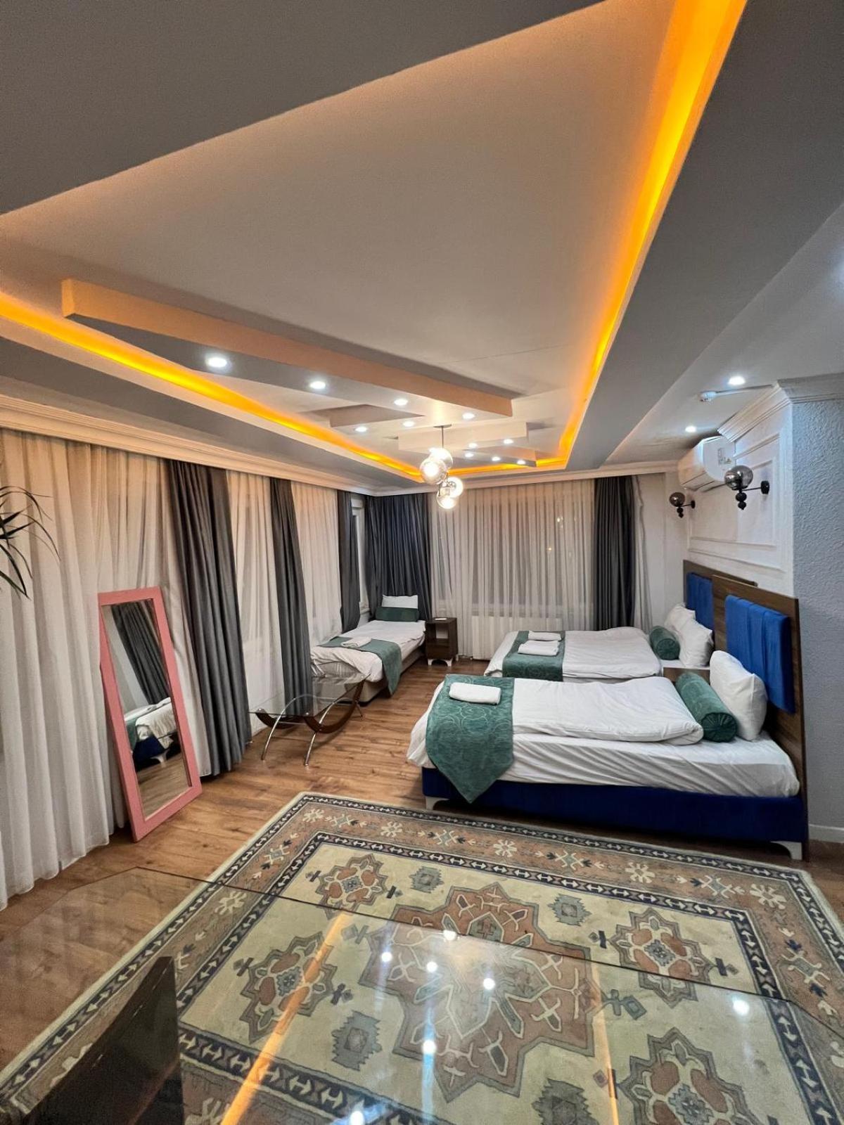 Hotel Pembe Koesk Old Center 3*