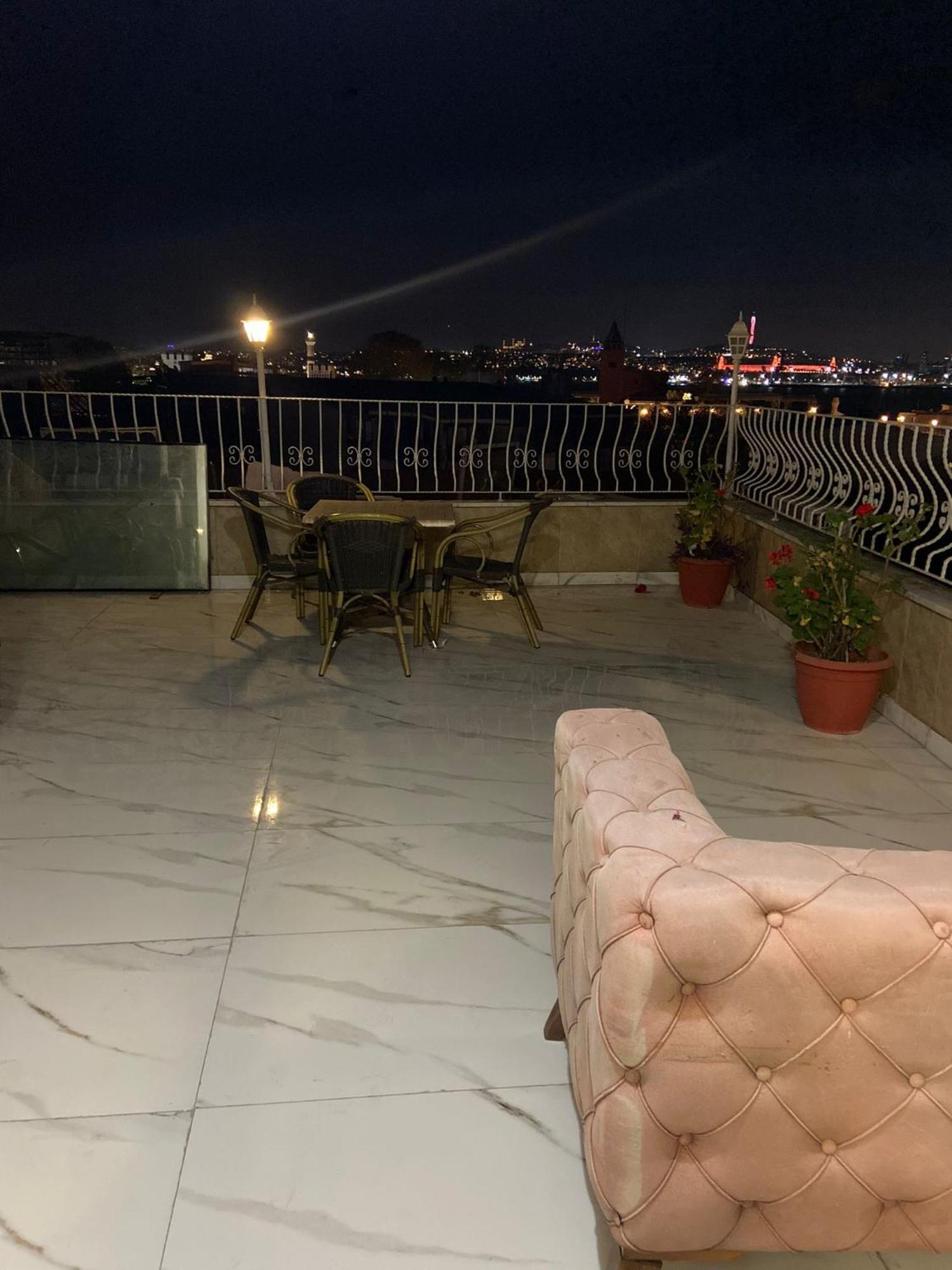 Pembe Koesk Old Center Hotel 3*