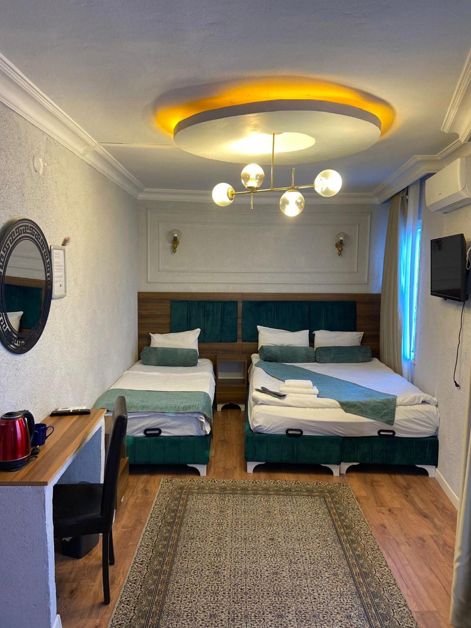 Pembe Koesk Old Center Hotel 3*