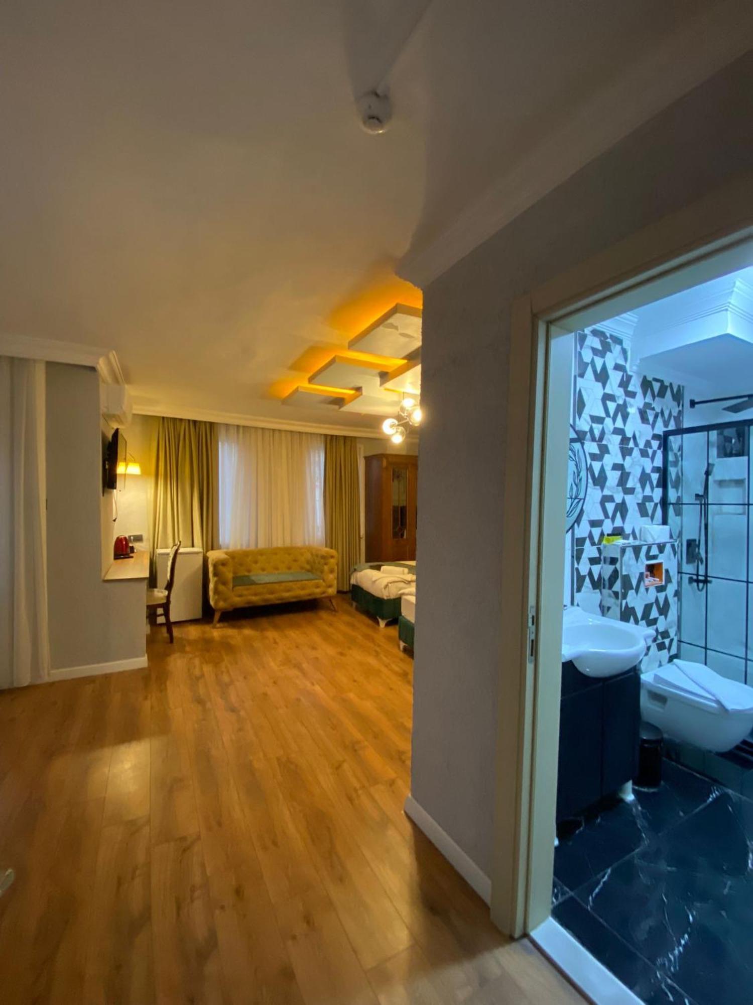 Hotel Pembe Koesk Old Center 3*